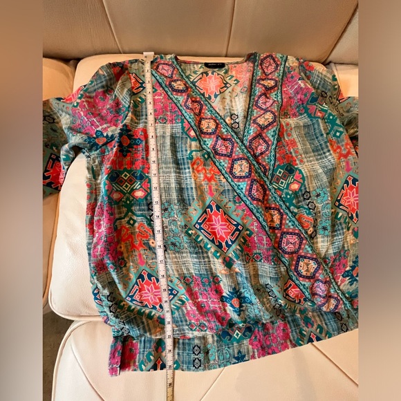 Tolani Silk Blouse - Picture 5 of 9